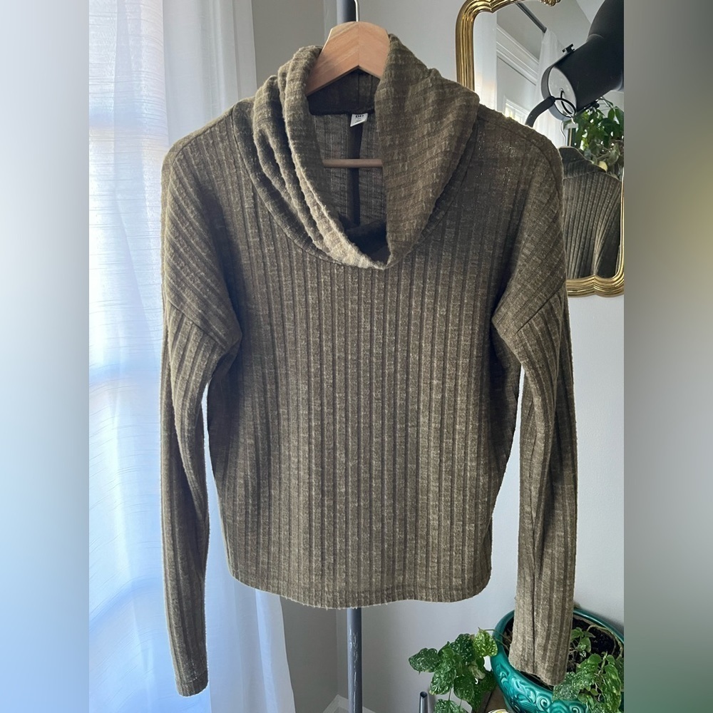 BP Olive Green Ribbed Soft Dolman Long-sleeve Cowl Turtleneck Fall Cozy Top - Picture 6 of 6